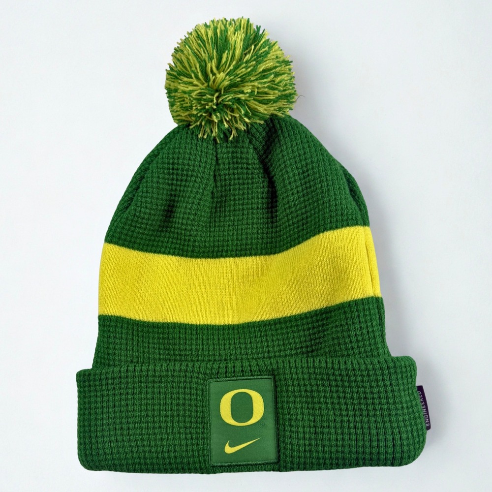 Nike Oregon Ducks Beanie Mens OS Green Yellow Pom Pom Waffle Knit Engineered Hat